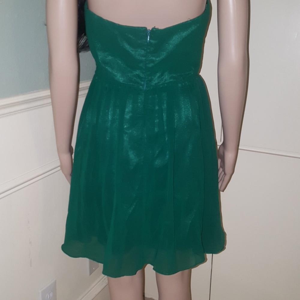 PARTY DRESS!! - Picture 3 of 7